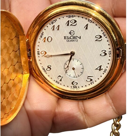 Vintage Elgin Gold-Tone Quartz Pocket Watch With Chain & Monogrammed Cover - Picture 6 of 9